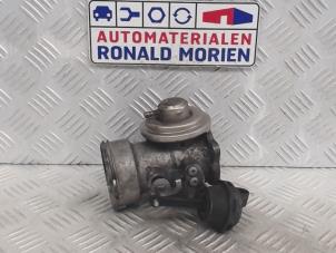Used EGR valve Volkswagen Transporter T5 1.9 TDi Price € 49,00 Margin scheme offered by Automaterialen Ronald Morien B.V.