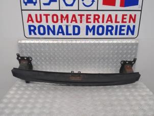 Gebrauchte Stoßstangenrahmen vorne Volkswagen Golf Preis € 25,00 Margenregelung angeboten von Automaterialen Ronald Morien B.V.
