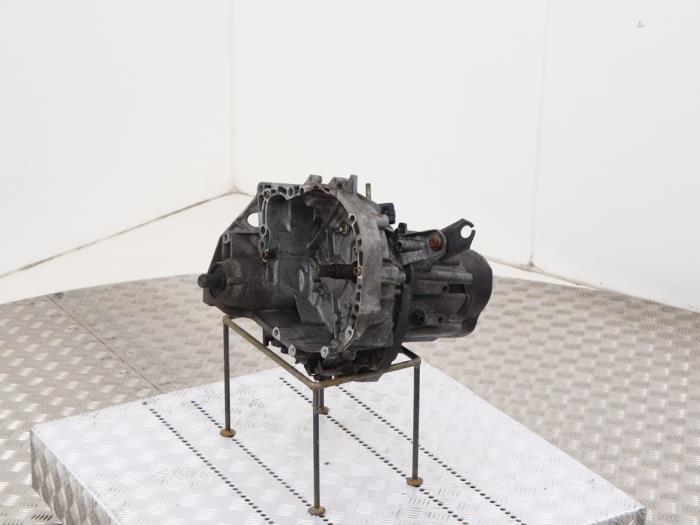 Gebrauchte Getriebe Renault Megane (BA) 1.4 16V Preis € 95,00 Margenregelung angeboten von Automaterialen Ronald Morien B.V.