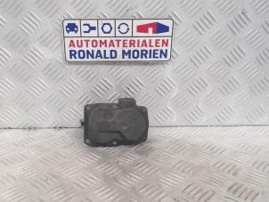 Używane Przepustnica gazów wydechowych Volkswagen Polo V (6R) Cena € 45,00 Procedura marży oferowane przez Automaterialen Ronald Morien B.V.