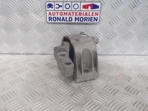 Used Engine mount Volkswagen New Beetle (1Y7) 1.6 Price € 29,00 Margin scheme offered by Automaterialen Ronald Morien B.V.