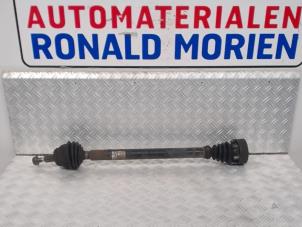 Used Front drive shaft, right Volkswagen New Beetle (1Y7) 1.6 Price € 45,00 Margin scheme offered by Automaterialen Ronald Morien B.V.