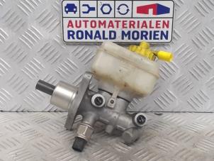 Używane Glówny cylinder hamulcowy Volkswagen New Beetle (1Y7) 1.6 Cena € 29,00 Procedura marży oferowane przez Automaterialen Ronald Morien B.V.