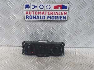 Usados Panel de control de calefacción Skoda Rapid 1.4 TDI 12V Precio € 65,00 Norma de margen ofrecido por Automaterialen Ronald Morien B.V.