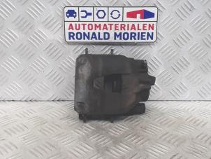 Usagé Etrier de frein (pince) avant droit Skoda Rapid 1.4 TDI 12V Prix € 25,00 Règlement à la marge proposé par Automaterialen Ronald Morien B.V.