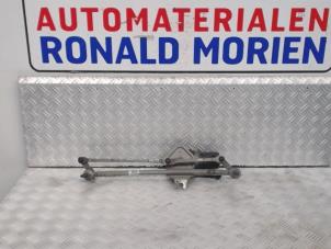 Usagé Moteur + mécanique essuie-glace Renault Trafic New (FL) 2.0 dCi 16V 90 Prix € 75,00 Règlement à la marge proposé par Automaterialen Ronald Morien B.V.
