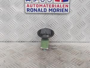 Used Heater resistor Audi A1 Price € 5,00 Margin scheme offered by Automaterialen Ronald Morien B.V.