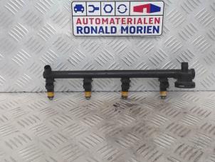 Used Fuel injector nozzle Renault Megane (BA/SA) 1.4 16V Price € 25,00 Margin scheme offered by Automaterialen Ronald Morien B.V.