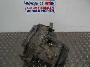 Usagé Boîte de vitesse Peugeot 206 (2A/C/H/J/S) 1.4 XR,XS,XT,Gentry Prix € 100,00 Règlement à la marge proposé par Automaterialen Ronald Morien B.V.