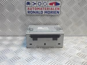 Usados Reproductor de CD y radio Ford B-Max Precio € 125,00 Norma de margen ofrecido por Automaterialen Ronald Morien B.V.