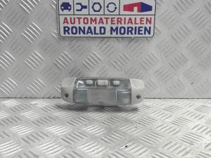 Usados Luz interior delante Ford B-Max Precio € 65,00 Norma de margen ofrecido por Automaterialen Ronald Morien B.V.