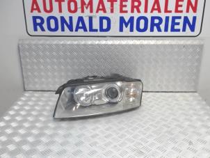 Używane Reflektor lewy Audi A8 (D3) 3.0 TDI V6 24V Quattro Cena € 275,00 Procedura marży oferowane przez Automaterialen Ronald Morien B.V.