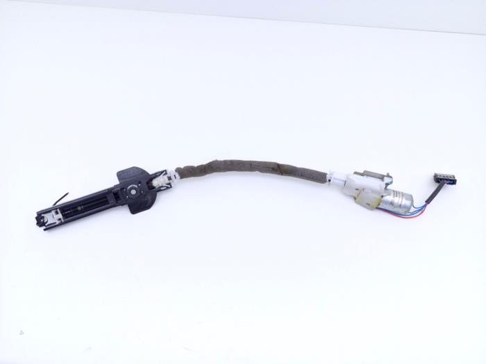 Gebrauchte Gurtbringer links Audi A8 (D3) 3.0 TDI V6 24V Quattro Preis € 95,00 Margenregelung angeboten von Automaterialen Ronald Morien B.V.