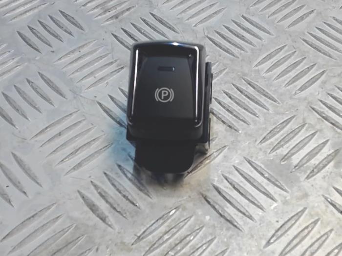 Parking brake switch from a Nissan Qashqai (J11) 1.6 dCi 2016