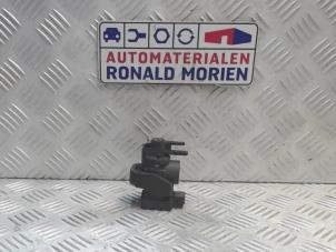 Usados Válvula de sobrepresión turbo Opel Movano Precio € 25,00 Norma de margen ofrecido por Automaterialen Ronald Morien B.V.