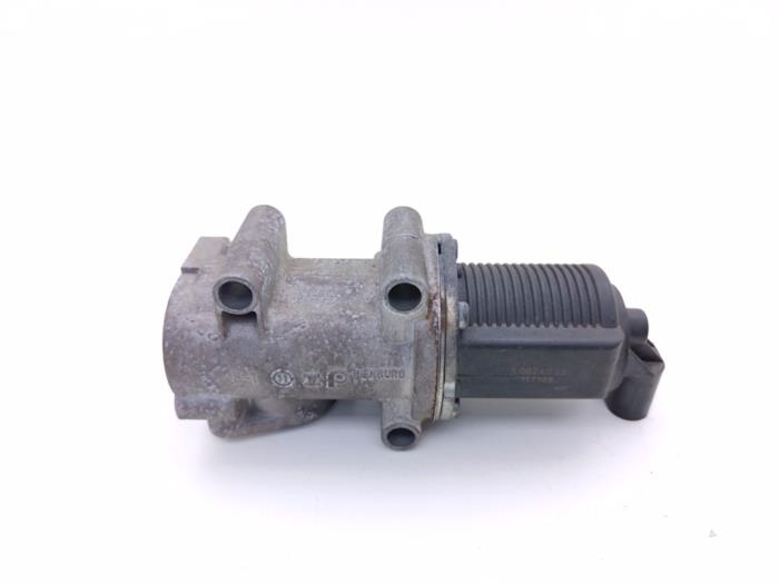 Gebrauchte AGR Ventil Opel Astra H (L48) 1.9 CDTi 120 Preis € 40,00 Margenregelung angeboten von Automaterialen Ronald Morien B.V.