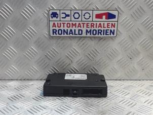 Używane Modul telefoniczny Ford Fiesta Cena € 69,00 Procedura marży oferowane przez Automaterialen Ronald Morien B.V.