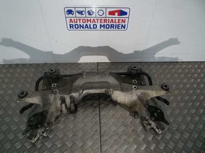 Used Subframe Peugeot 407 SW (6E) 2.0 HDiF 16V Price € 75,00 Margin scheme offered by Automaterialen Ronald Morien B.V.