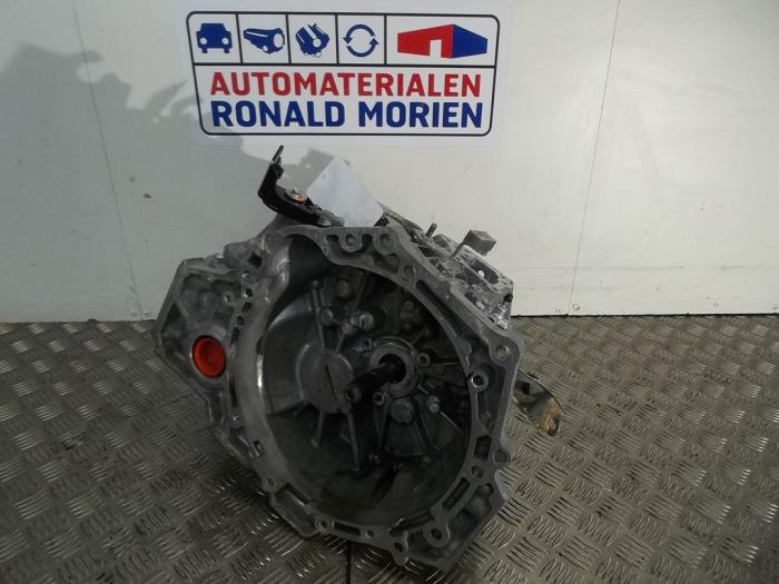 Gebrauchte Getriebe Toyota Yaris III (P13) 1.5 16V Dual VVT-iE Preis € 750,00 Margenregelung angeboten von Automaterialen Ronald Morien B.V.