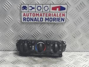 Usados Panel de control de calefacción Ford Transit Precio € 59,00 Norma de margen ofrecido por Automaterialen Ronald Morien B.V.