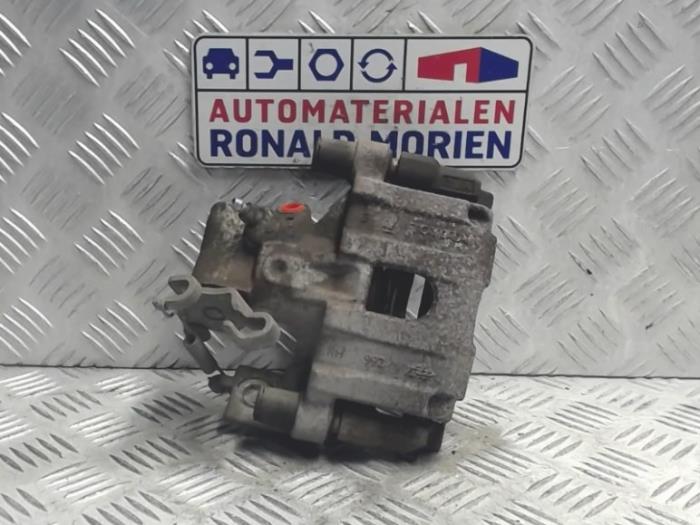 Gebrauchte Bremszange rechts hinten Toyota Yaris III (P13) 1.5 16V Dual VVT-iE Preis € 79,00 Margenregelung angeboten von Automaterialen Ronald Morien B.V.