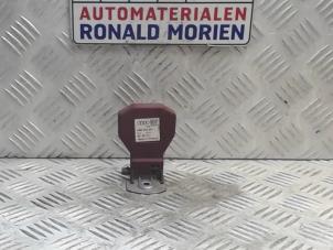 Usagé Antenne Volkswagen Polo V (6R) Prix € 20,00 Règlement à la marge proposé par Automaterialen Ronald Morien B.V.