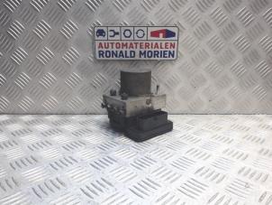 Gebrauchte ABS Pumpe Renault Master IV (FV) 2.3 dCi 125 16V FWD Preis € 249,00 Margenregelung angeboten von Automaterialen Ronald Morien B.V.