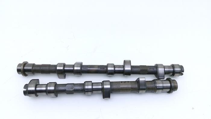 Gebrauchte Nockenwelle Set Volkswagen Golf Preis € 125,00 Margenregelung angeboten von Automaterialen Ronald Morien B.V.