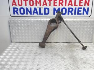 Used Front wishbone, right Volkswagen Transporter T3 1.6 D Price € 45,00 Margin scheme offered by Automaterialen Ronald Morien B.V.