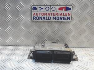 Usagé Calculateur moteur Ford Focus 3 Prix € 129,00 Règlement à la marge proposé par Automaterialen Ronald Morien B.V.