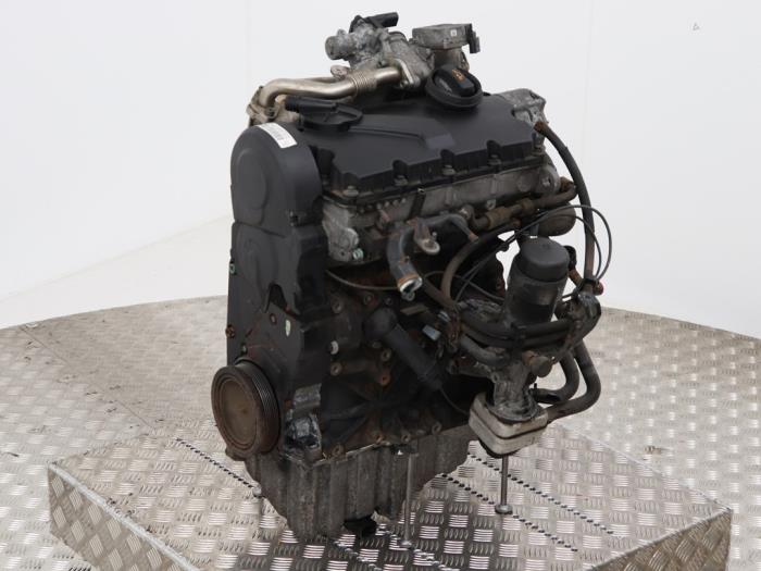 Engine Audi A4 1.9 TDI - BKE - Automaterialen Ronald Morien B.V.