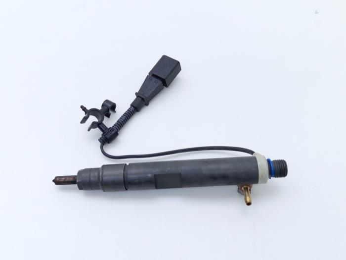 Usagé Injecteurs Volkswagen Lupo (6X1) 1.7 SDi 60 Prix € 30,25 Prix TTC proposé par Automaterialen Ronald Morien B.V.