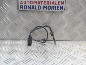 Używane Czujnik temperatury spalin Audi A8 (D3) 4.2 TDI V8 32V Quattro Cena € 35,00 Procedura marży oferowane przez Automaterialen Ronald Morien B.V.