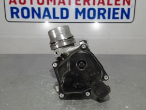 Used Throttle body Renault Captur (2R) 1.2 TCE 16V Price € 75,00 Margin scheme offered by Automaterialen Ronald Morien B.V.