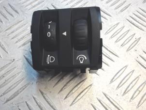 Used Light switch Renault Captur (2R) Price € 15,00 Margin scheme offered by Automaterialen Ronald Morien B.V.