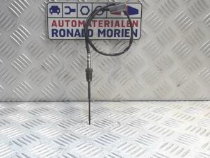 Usados Sensor de temperatura de escape Renault Captur (2R) Precio € 25,00 Norma de margen ofrecido por Automaterialen Ronald Morien B.V.