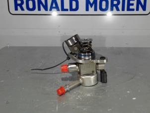 Used High pressure pump Opel Astra K 1.0 SIDI Turbo 12V Price € 95,00 Margin scheme offered by Automaterialen Ronald Morien B.V.
