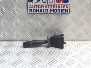 Gebrauchte Richtungsanzeiger Schalter Fiat Scudo (220Z) 2.0 JTD Preis € 25,00 Margenregelung angeboten von Automaterialen Ronald Morien B.V.