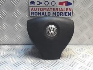 Usagé Airbag gauche (volant) Volkswagen Caddy III (2KA,2KH,2CA,2CH) Prix € 95,00 Règlement à la marge proposé par Automaterialen Ronald Morien B.V.