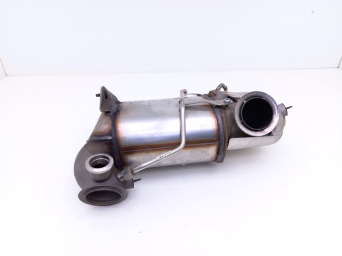 Used Particulate filter Volkswagen Scirocco (137/13AD) 2.0 TDI 16V Price € 961,95 Inclusive VAT offered by Automaterialen Ronald Morien B.V.