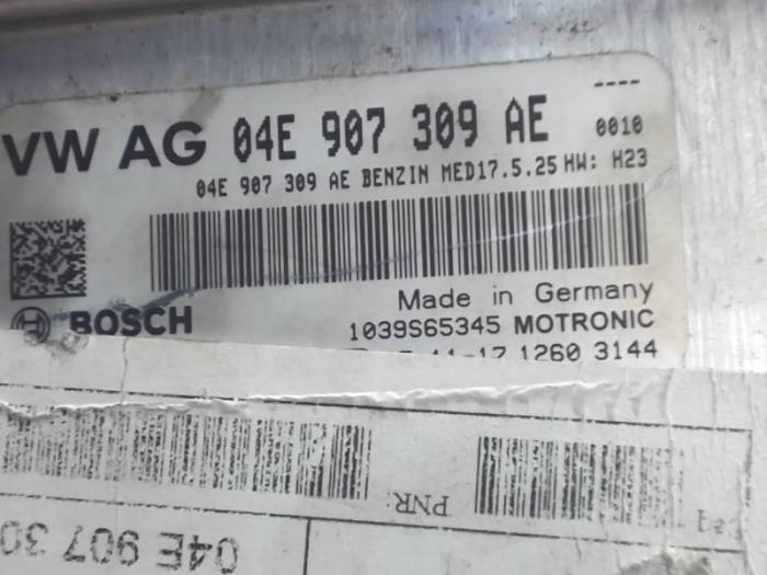 Ordinateur gestion moteur d'un Volkswagen Scirocco (137/13AD)  2016