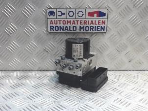 Used ABS pump BMW 1 serie (F20) Price € 150,00 Margin scheme offered by Automaterialen Ronald Morien B.V.