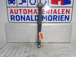 Used Rear shock absorber, left Audi A3 Sportback (8VA/8VF) 1.4 16V g-tron Price € 35,00 Margin scheme offered by Automaterialen Ronald Morien B.V.