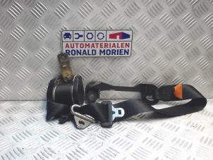 Used Front seatbelt, right BMW 6 serie (E24) 628 CSi Price € 35,00 Margin scheme offered by Automaterialen Ronald Morien B.V.
