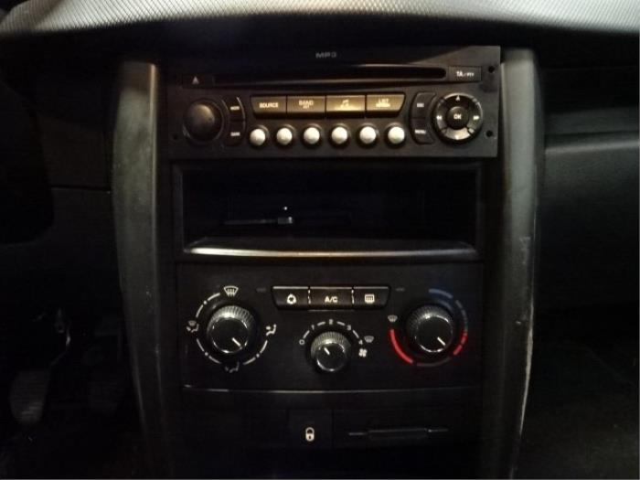 Panel de control de calefacción de un Peugeot 207/207+ (WA/WC/WM) 1.4 16V VTi 2010