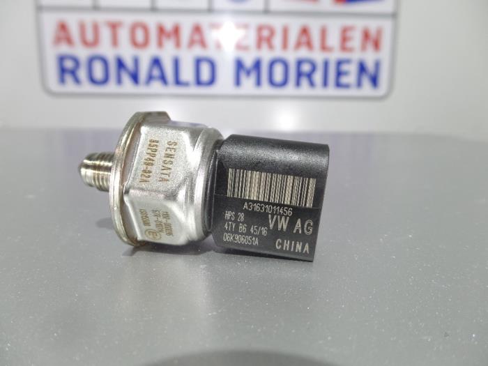 Kraftstoffdruck Sensor van een Audi A3 (8V1/8VK) 1.2 TFSI 16V 2014