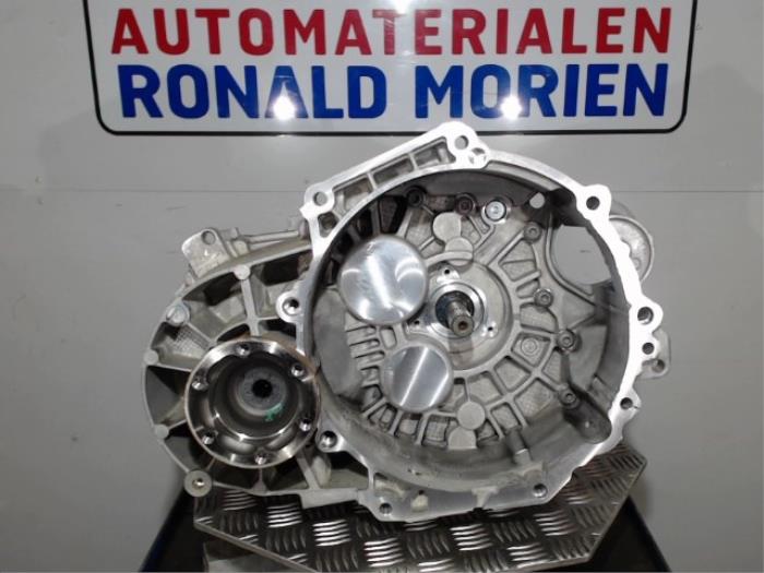 Usagé Boîte de vitesse Volkswagen Tiguan (AD1) 2.0 TDI 16V BlueMotion Technology SCR Prix € 1.270,50 Prix TTC proposé par Automaterialen Ronald Morien B.V.