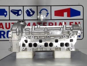 Used Cylinder head Mercedes Sprinter 4,6t (906.65) 419 CDI V6 24V Price € 1.100,00 Margin scheme offered by Automaterialen Ronald Morien B.V.