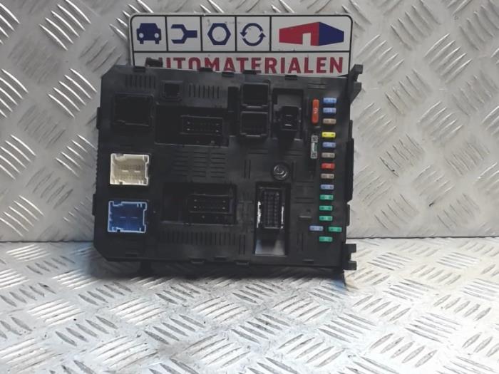 Used Body control computer Peugeot 407 SW (6E) 2.0 HDiF 16V Price € 95,00 Margin scheme offered by Automaterialen Ronald Morien B.V.