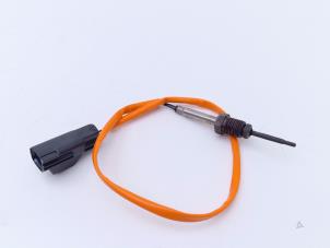 Auspuff Temperatursensor van een Land Rover Range Rover Evoque (LVJ/LVS) 2.2 SD4 16V 2015